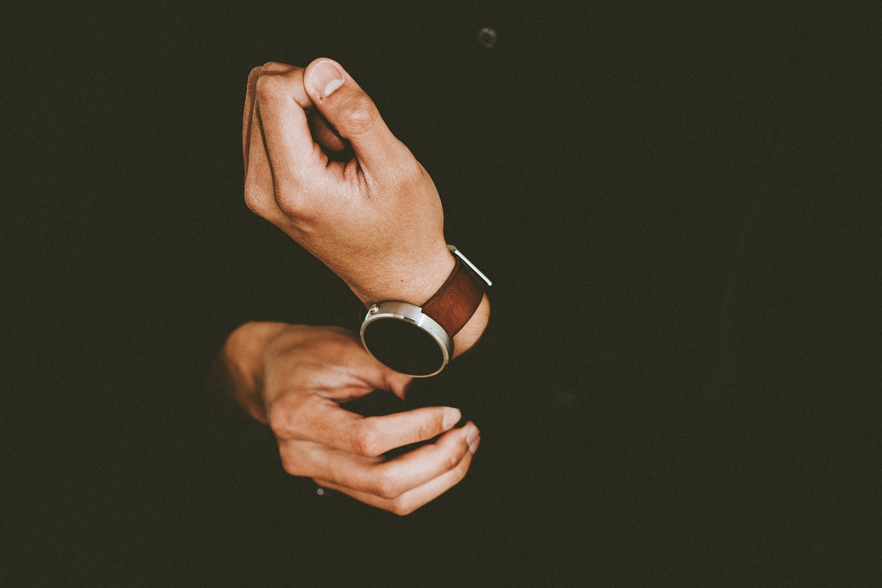 期货白银最新行情深度解析