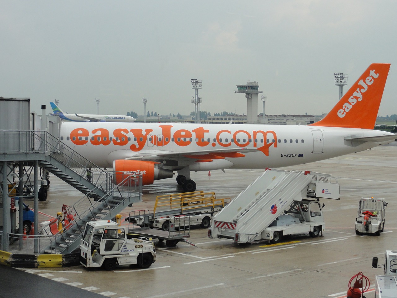 全球航空复苏之路，最新国际航班复航的进展与挑战