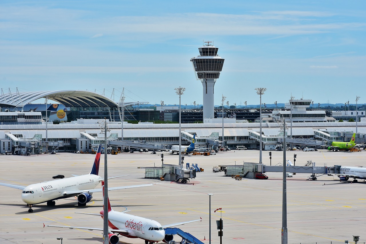 湛江塘缀机场迈向现代化航空枢纽的步伐加快，最新动态更新