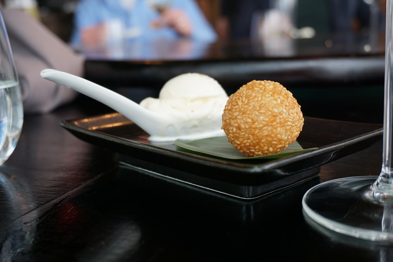 东方美食2018最新菜品探索与启示，美食之旅的启示与启示