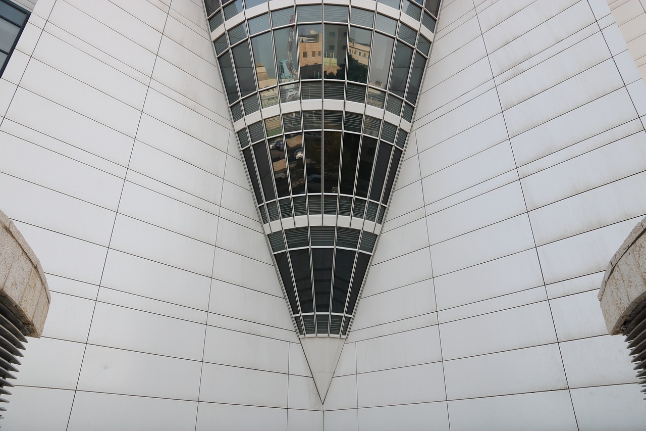 返沪最新动态，城市复苏与未来展望